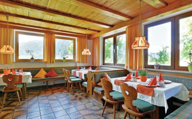 Pension Sonnenhof, Soll, Dining Room